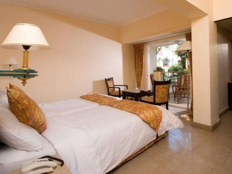 Cataract Pyramids Resort Kafret el-Gabal Extérieur photo