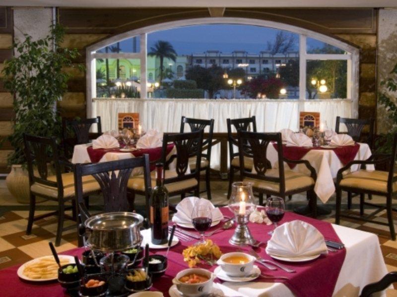 Cataract Pyramids Resort Kafret el-Gabal Extérieur photo